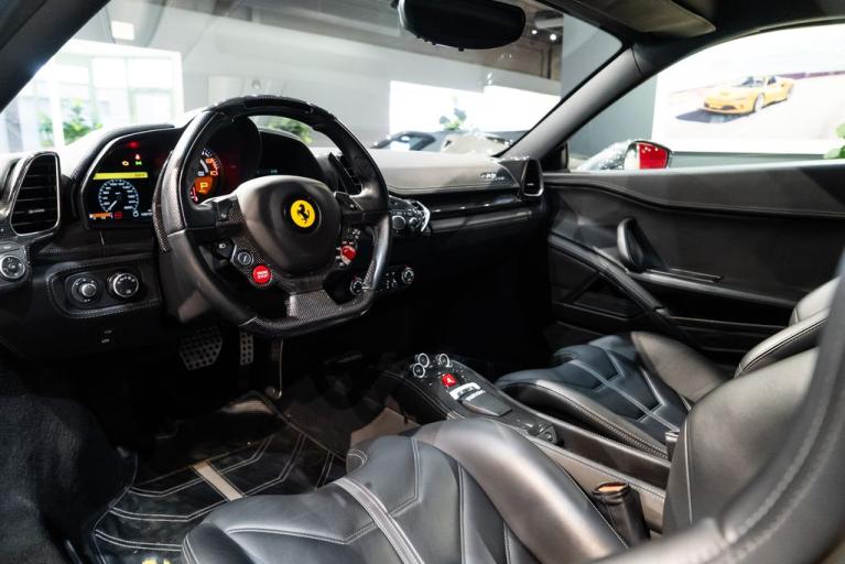 http://www.koenigseggchicago.com/galleria_images/81/81_p26_f.jpg