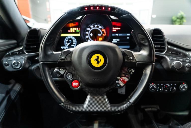 http://www.koenigseggchicago.com/galleria_images/81/81_p5_f.jpg
