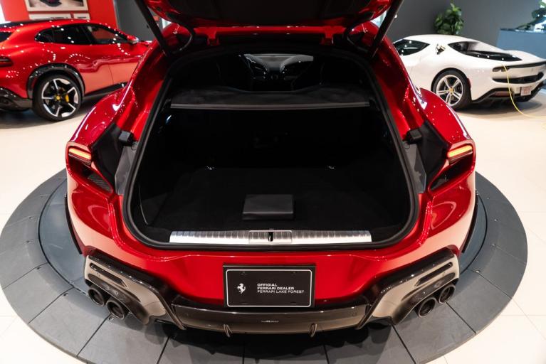 http://www.koenigseggchicago.com/galleria_images/83/83_p24_f.jpg