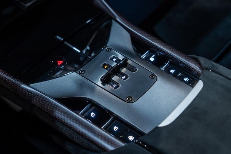 http://www.koenigseggchicago.com/galleria_images/83/83_p41_f.jpg