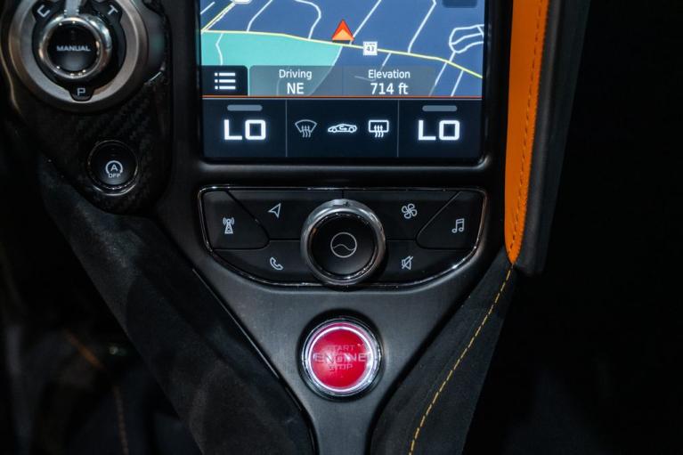http://www.koenigseggchicago.com/galleria_images/85/85_p30_f.jpg