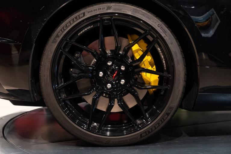 http://www.koenigseggchicago.com/galleria_images/87/87_p11_f.jpg