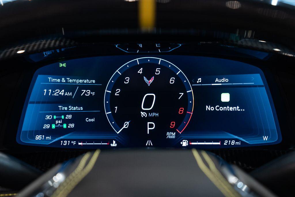 http://www.koenigseggchicago.com/galleria_images/87/87_p25_l.jpg