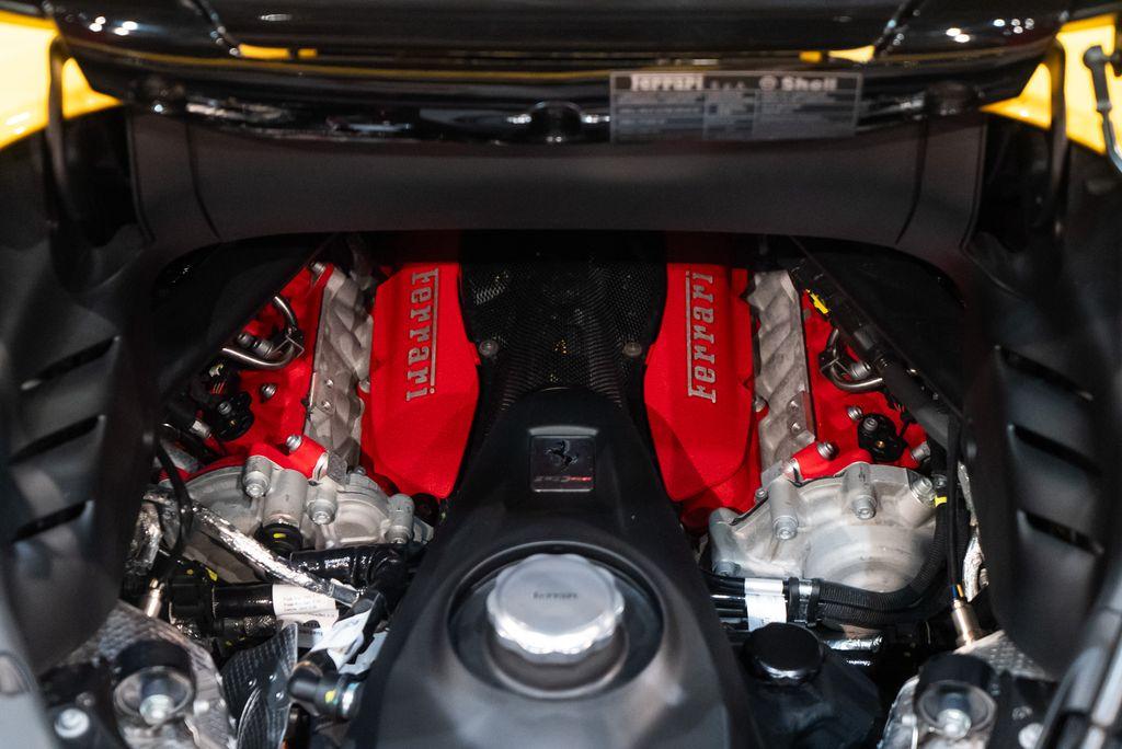 http://www.koenigseggchicago.com/galleria_images/88/88_p19_l.jpg