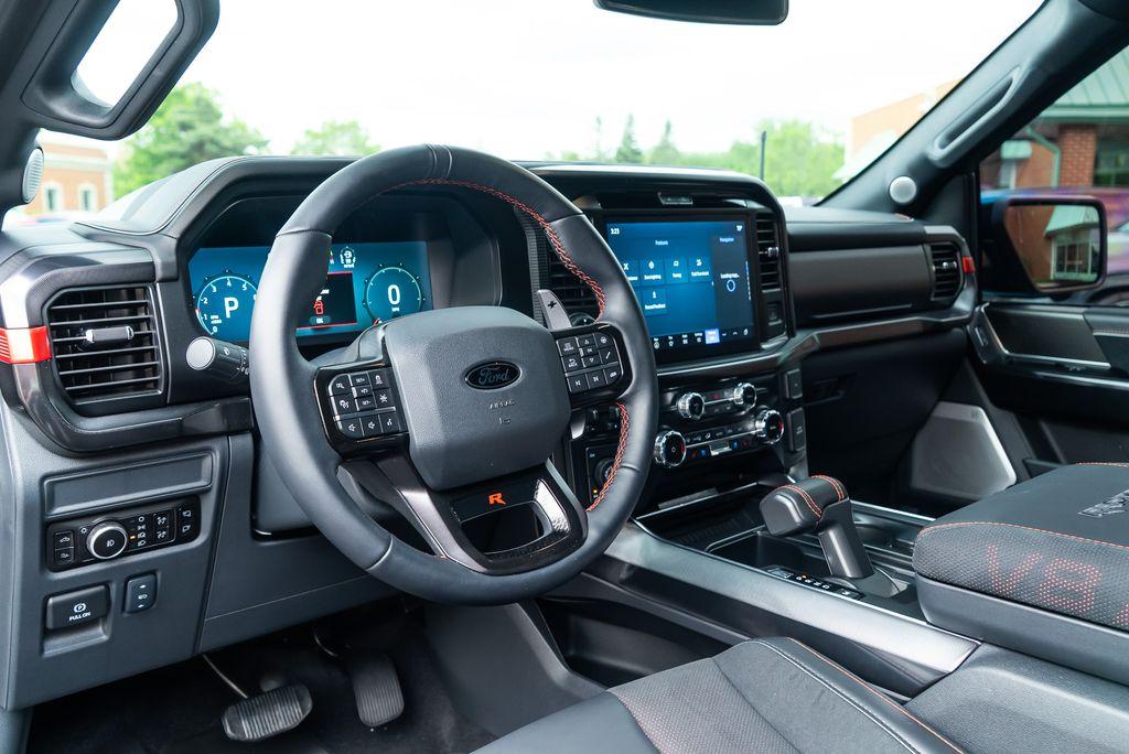 http://www.koenigseggchicago.com/galleria_images/89/89_p28_l.jpg