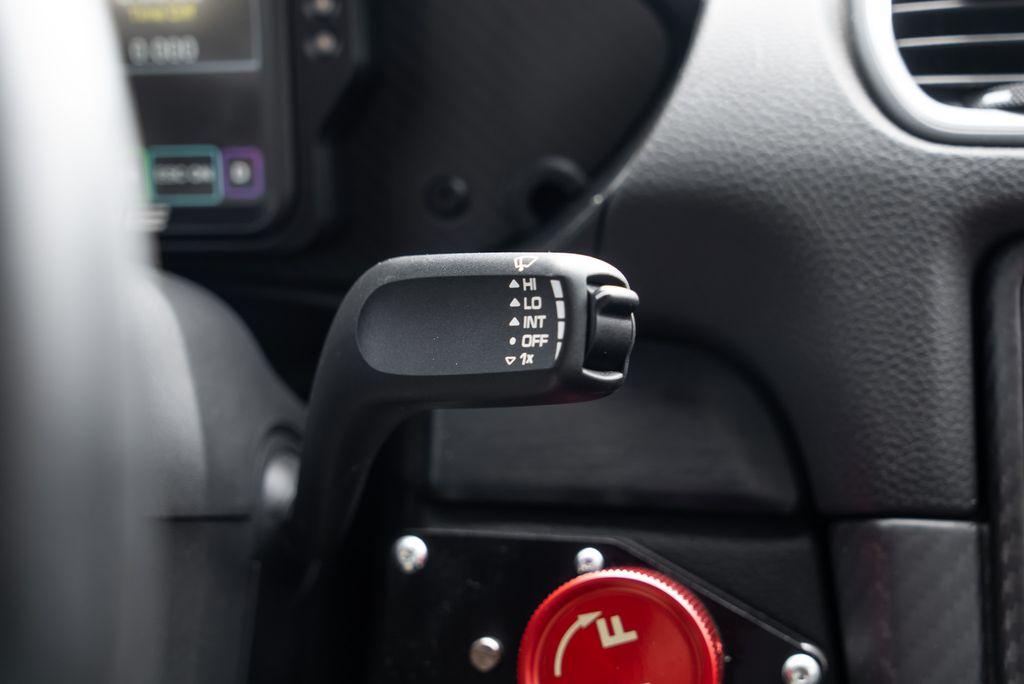 http://www.koenigseggchicago.com/galleria_images/90/90_p30_l.jpg