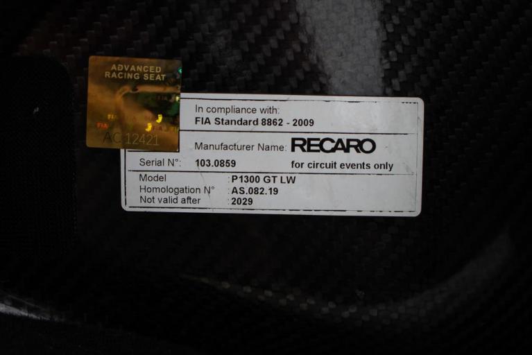 http://www.koenigseggchicago.com/galleria_images/90/90_p35_f.jpg