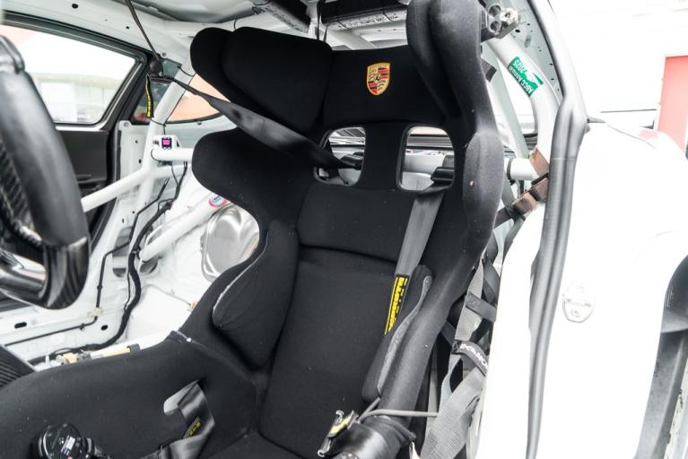 http://www.koenigseggchicago.com/galleria_images/90/90_p5_f.jpg