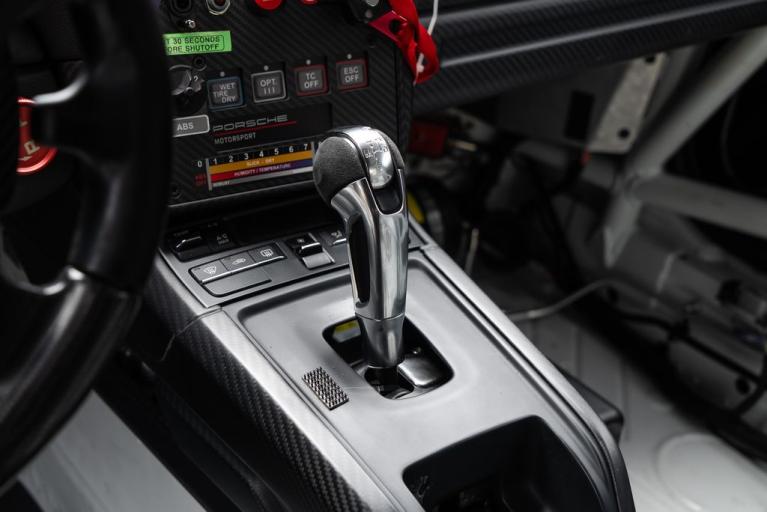 http://www.koenigseggchicago.com/galleria_images/90/90_p6_f.jpg