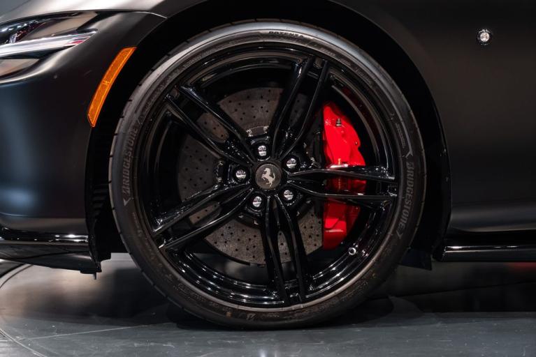 http://www.koenigseggchicago.com/galleria_images/92/92_p13_f.jpg
