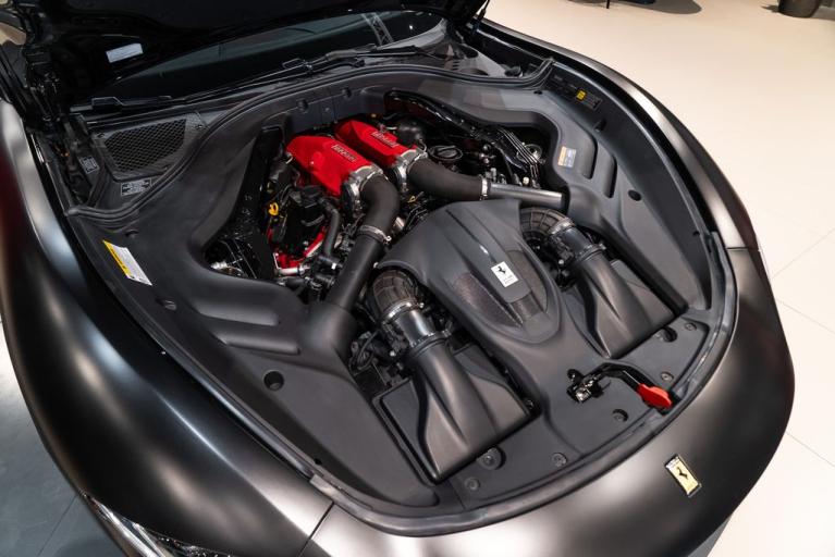 http://www.koenigseggchicago.com/galleria_images/92/92_p17_f.jpg