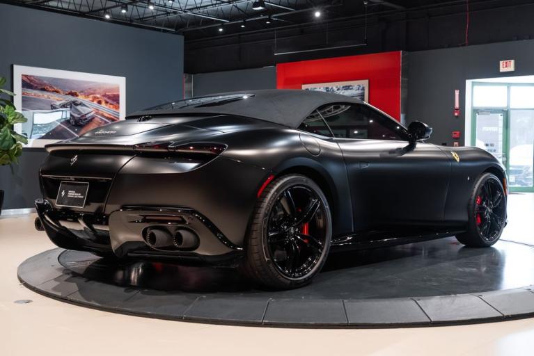 http://www.koenigseggchicago.com/galleria_images/92/92_p53_f.jpg