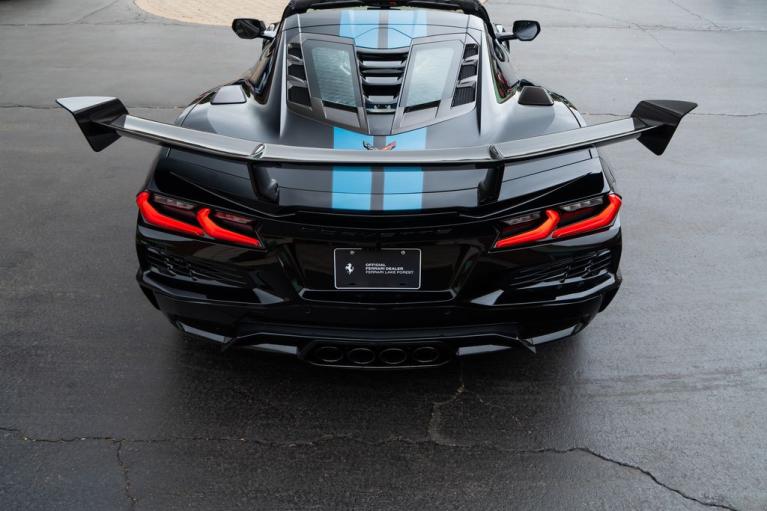 http://www.koenigseggchicago.com/galleria_images/94/94_p20_f.jpg
