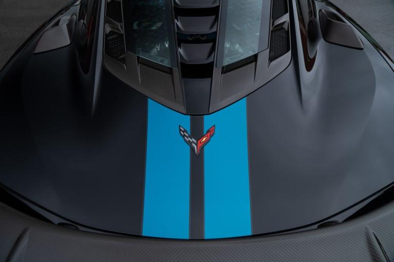 http://www.koenigseggchicago.com/galleria_images/94/94_p21_f.jpg