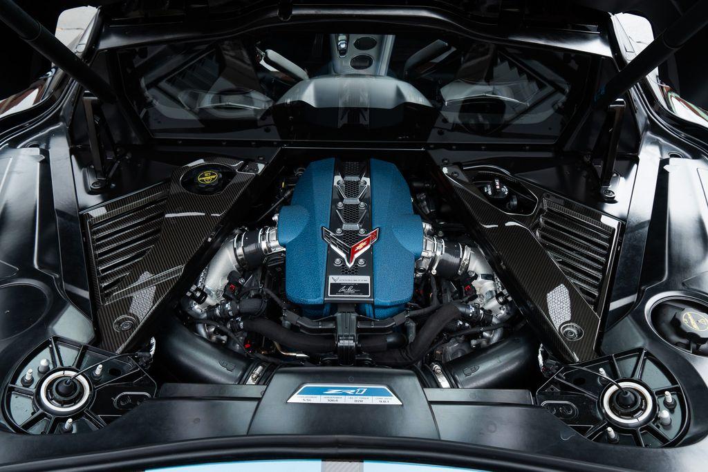 http://www.koenigseggchicago.com/galleria_images/94/94_p27_l.jpg