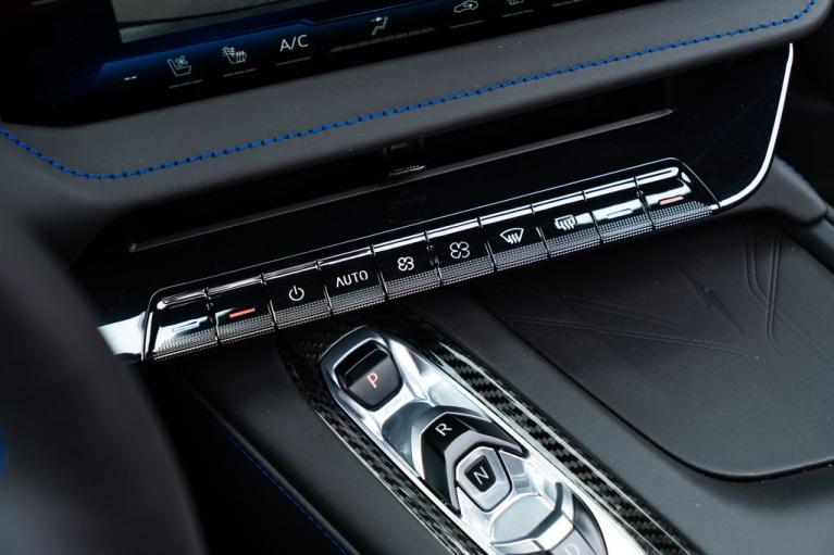 http://www.koenigseggchicago.com/galleria_images/94/94_p51_f.jpg