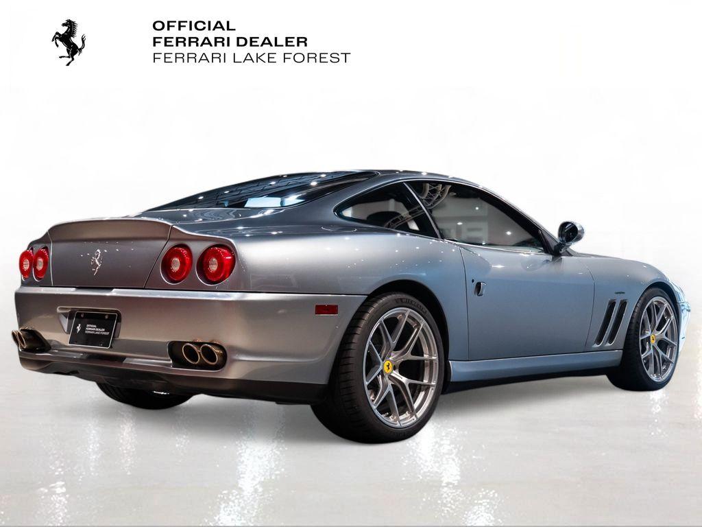 http://www.koenigseggchicago.com/galleria_images/95/95_p10_l.jpg