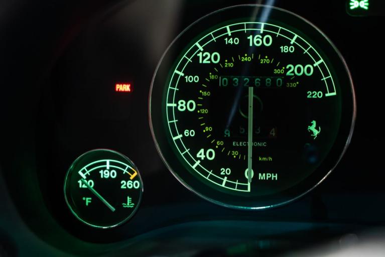http://www.koenigseggchicago.com/galleria_images/95/95_p28_f.jpg