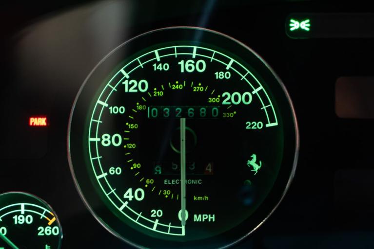http://www.koenigseggchicago.com/galleria_images/95/95_p29_f.jpg
