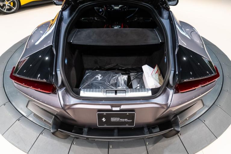 http://www.koenigseggchicago.com/galleria_images/97/97_p24_f.jpg