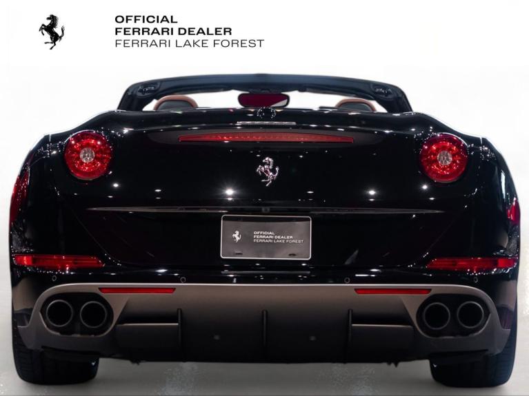 http://www.koenigseggchicago.com/galleria_images/98/98_p11_f.jpg