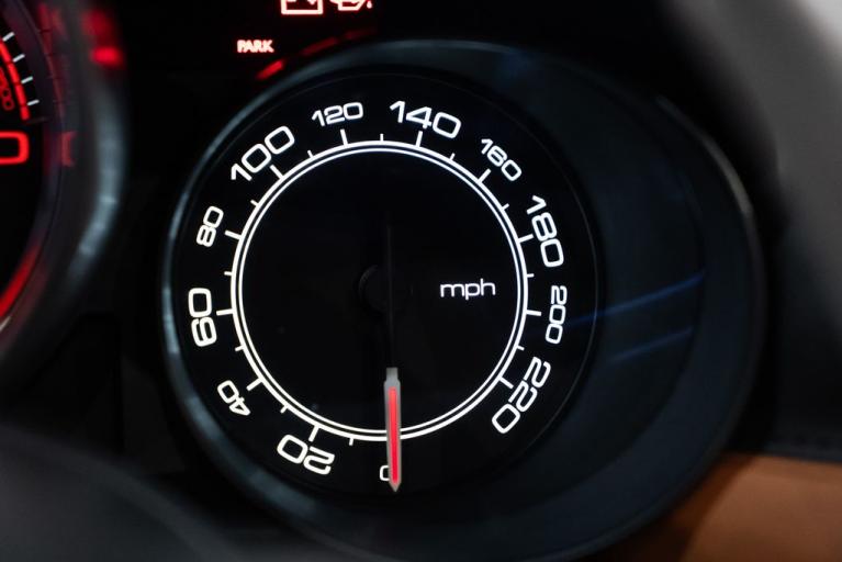 http://www.koenigseggchicago.com/galleria_images/98/98_p30_f.jpg