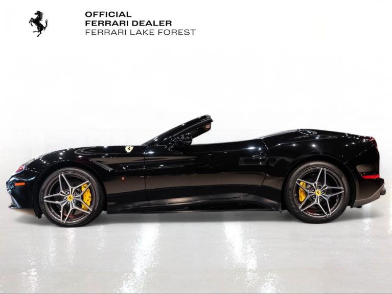 http://www.koenigseggchicago.com/galleria_images/98/98_p3_f.jpg