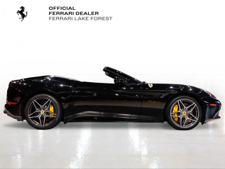http://www.koenigseggchicago.com/galleria_images/98/98_p9_f.jpg